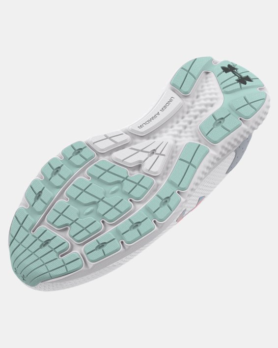 Women's UA Charged Rogue 3 Iridescent Running Shoes, Gray, pdpMainDesktop image number 4